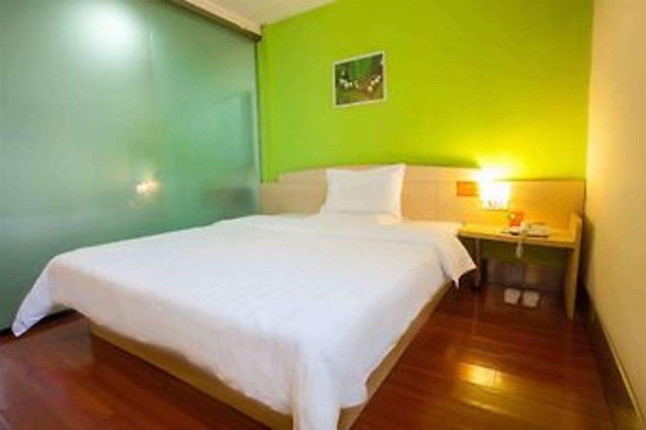 7Days Inn Xiamen Lotus Square Branch Jiangtou Bagian luar foto