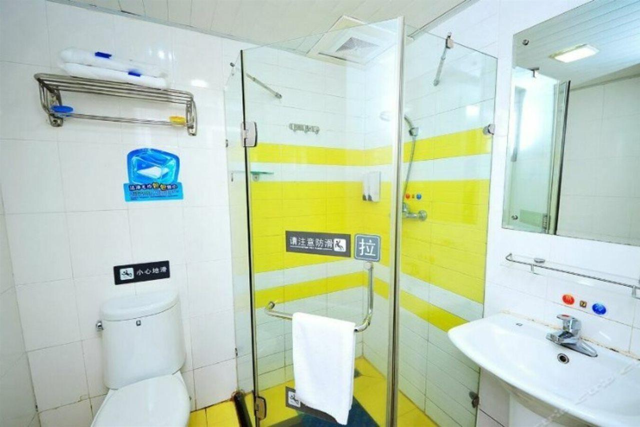 7Days Inn Xiamen Lotus Square Branch Jiangtou Bagian luar foto