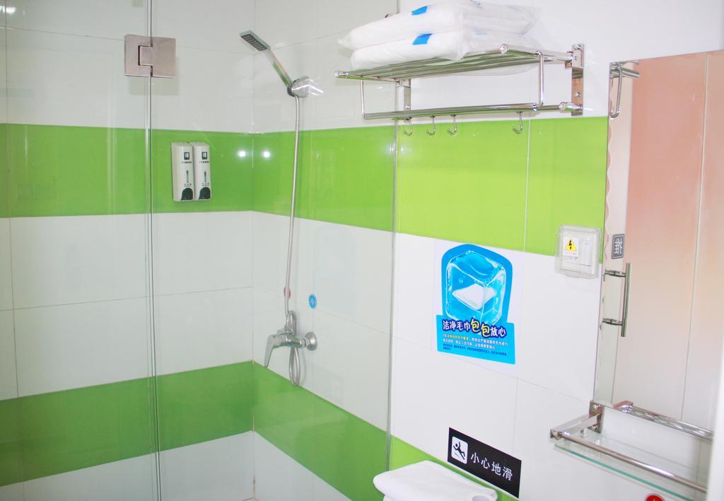 7Days Inn Xiamen Lotus Square Branch Jiangtou Bagian luar foto